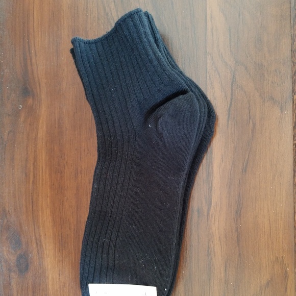 NWT Andeawy 3 Pair of Black Ankle Socks - Picture 2 of 4